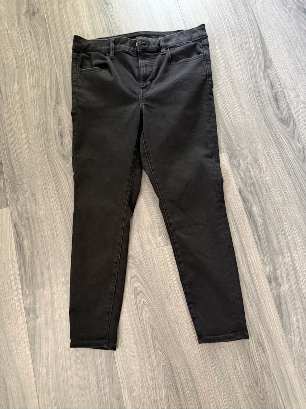 American Eagle Outfitters Black Slim Jeggings Size 10 Short Please